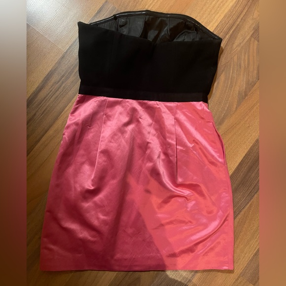 BCBGMAXAZRIA mini party/prom dress two tone black and Barbie pink skirt - Picture 6 of 6